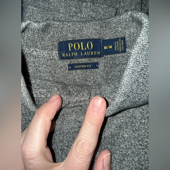 Custom fit polo - Picture 3 of 3